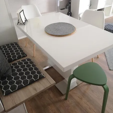 Apartamento Bibi Apartman *