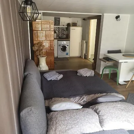Apartamento Bibi Apartman